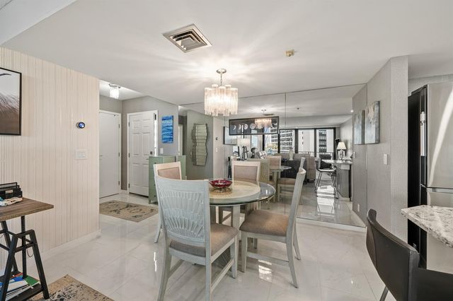 336 Golfview Road 614, North Palm Beach, FL 33408