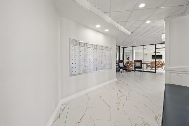 336 Golfview Road 614, North Palm Beach, FL 33408