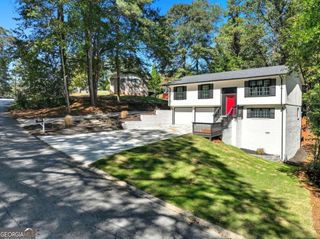 3920 Wedgefield Circle, Decatur, GA 30035