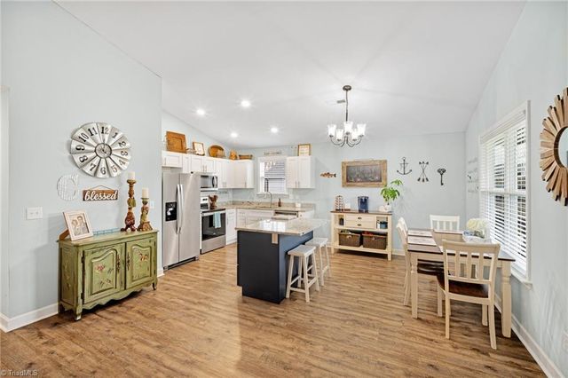 205 Bethlehem Avenue, Thomasville, NC 27360