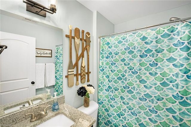 205 Bethlehem Avenue, Thomasville, NC 27360