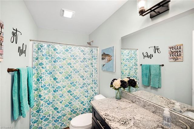 205 Bethlehem Avenue, Thomasville, NC 27360