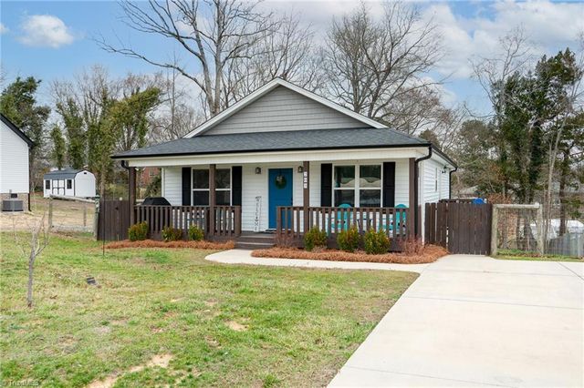 205 Bethlehem Avenue, Thomasville, NC 27360