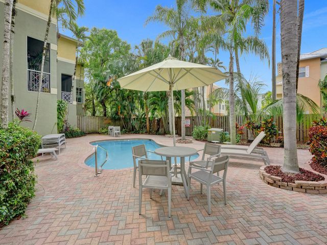 1210 W Las Olas Boulevard, Fort Lauderdale, FL 33312