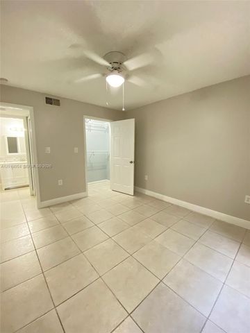 15551 SW 104th Ter 8111, Miami, FL 33196