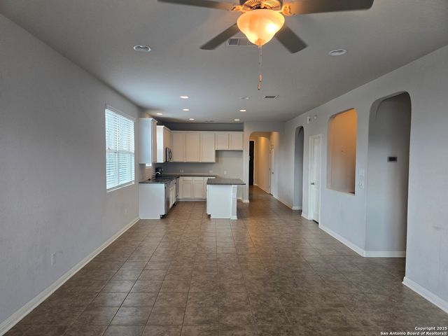 11348 Top Hat, San Antonio, TX 78245