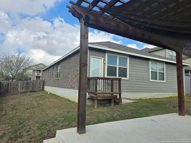 11348 Top Hat, San Antonio, TX 78245