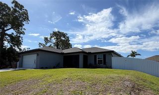 926 NE 33rd ST, Cape Coral, FL 33909