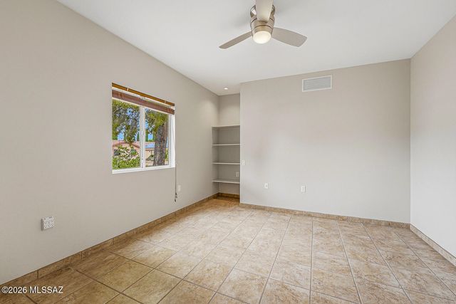 342 E Placita Elegancia, Green Valley, AZ 85614