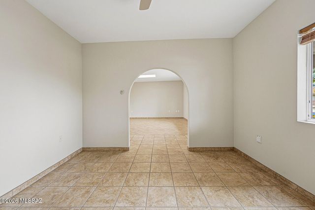 342 E Placita Elegancia, Green Valley, AZ 85614