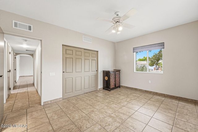 342 E Placita Elegancia, Green Valley, AZ 85614