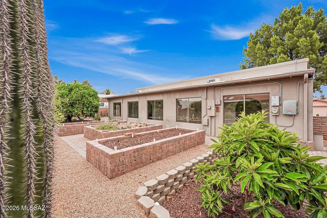 342 E Placita Elegancia, Green Valley, AZ 85614