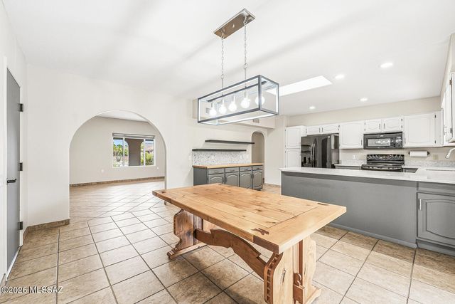342 E Placita Elegancia, Green Valley, AZ 85614