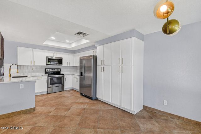 5735 E CAMPO BELLO Drive, Scottsdale, AZ 85254