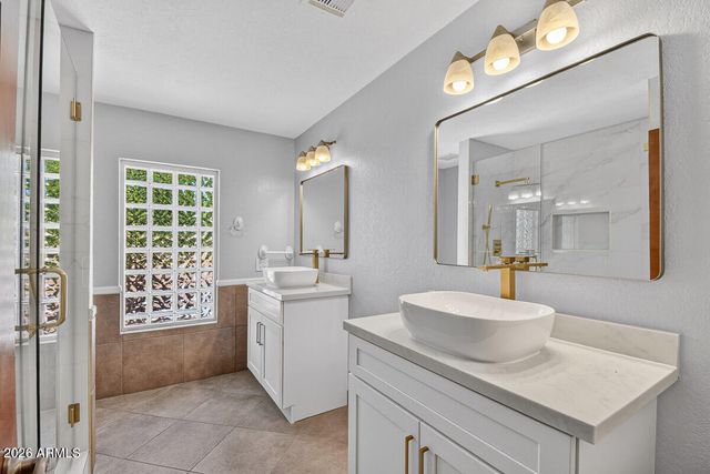 5735 E CAMPO BELLO Drive, Scottsdale, AZ 85254