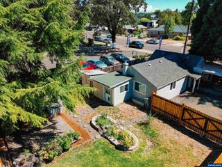 1909 College St, Philomath, OR 97370