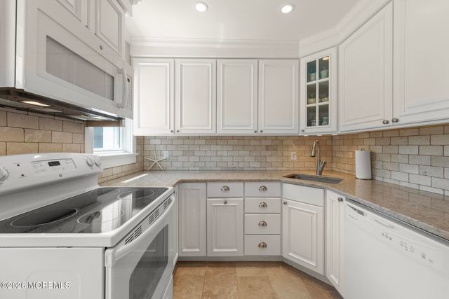 58 Iroquois Road, Manasquan, NJ 08736