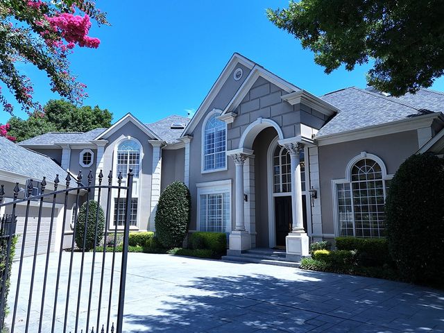 5501 Roland Drive, Plano, TX 75093