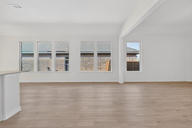 3525 Helena Street, Gainesville, TX 76240