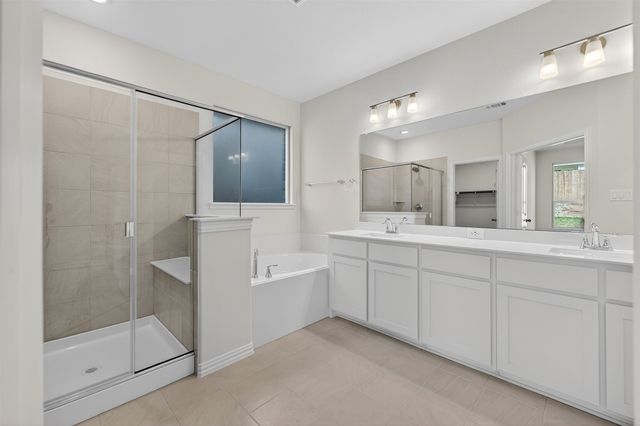 3525 Helena Street, Gainesville, TX 76240