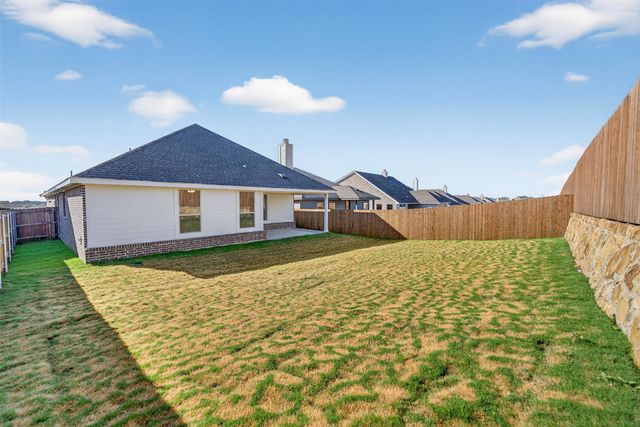 3525 Helena Street, Gainesville, TX 76240