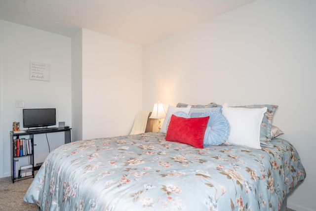 196 Riesling Drive 196 Riesling Drive, Englewood, OH 45322