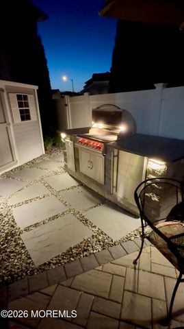 194 Kentucky Way, Freehold, NJ 07728