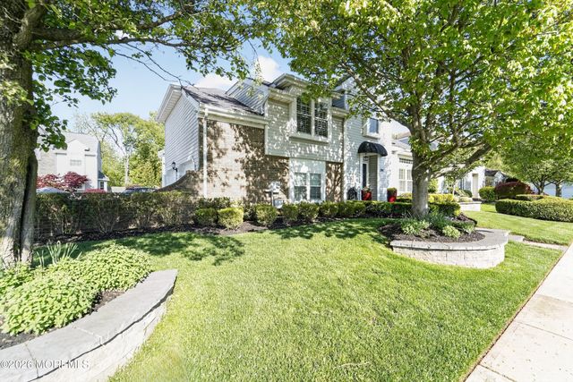 194 Kentucky Way, Freehold, NJ 07728