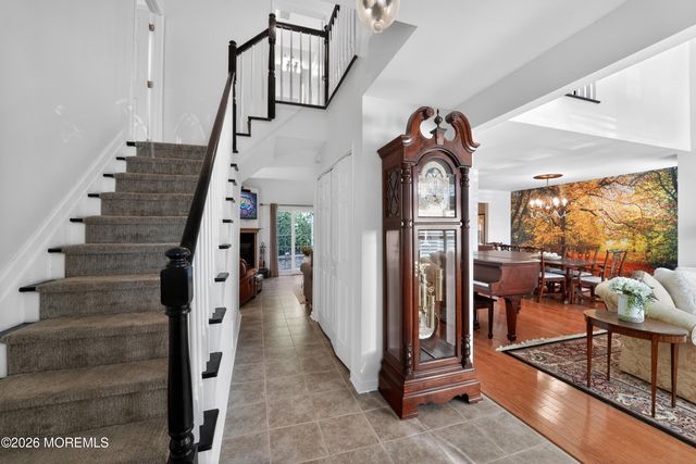194 Kentucky Way, Freehold, NJ 07728