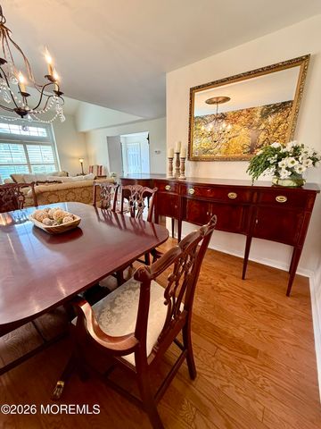 194 Kentucky Way, Freehold, NJ 07728