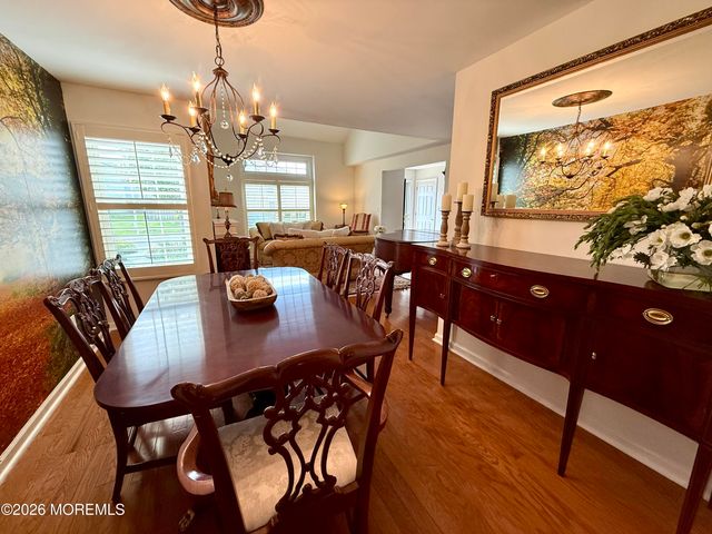 194 Kentucky Way, Freehold, NJ 07728