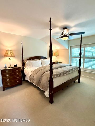194 Kentucky Way, Freehold, NJ 07728