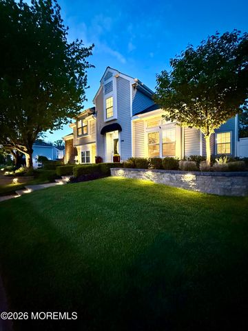 194 Kentucky Way, Freehold, NJ 07728