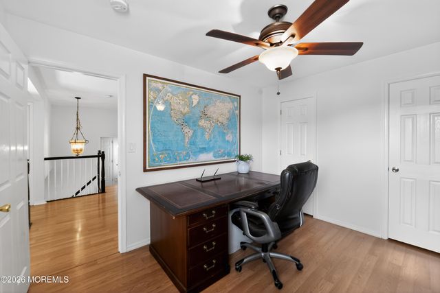 194 Kentucky Way, Freehold, NJ 07728