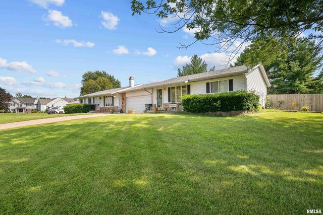 1300 E 20TH Avenue, Milan, IL 61264