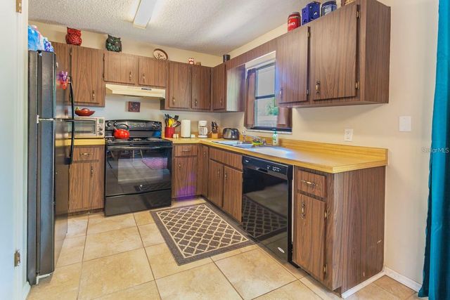 7211 SE 120TH STREET, Belleview, FL 34420