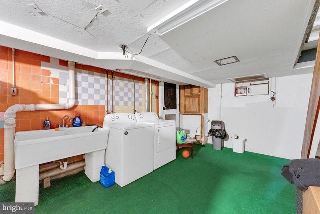 152 DIVISION ST, Trenton, NJ 08611