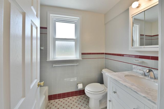 134 SHELMIRE ST, Jenkintown, PA 19046