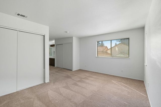6880 Calvine Rd, Sacramento, CA 95823