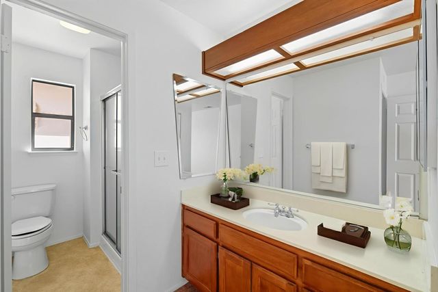 6880 Calvine Rd, Sacramento, CA 95823