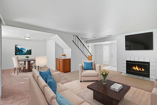 6880 Calvine Rd, Sacramento, CA 95823