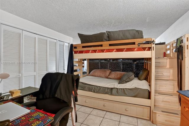 2451 NW 11th St, Miami, FL 33125
