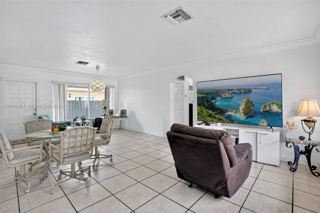 2451 NW 11th St, Miami, FL 33125