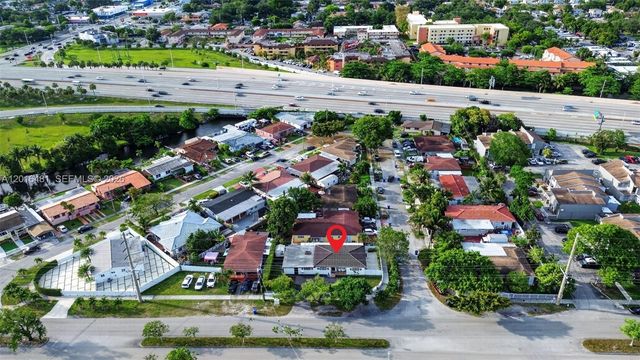 2451 NW 11th St, Miami, FL 33125