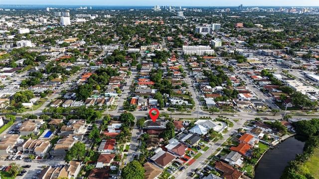 2451 NW 11th St, Miami, FL 33125