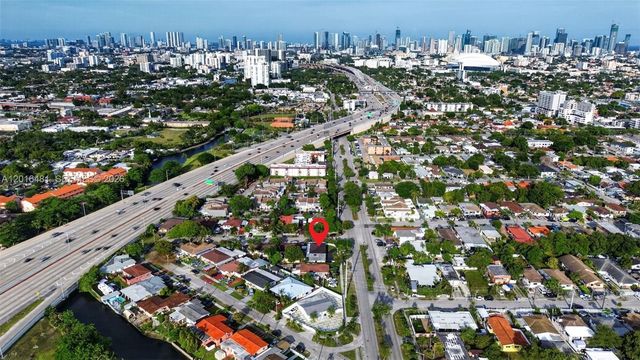 2451 NW 11th St, Miami, FL 33125