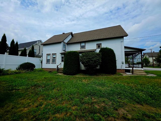 16 Dakin Street, Concord, NH 03301