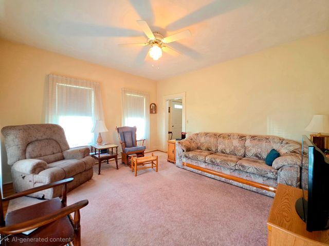 16 Dakin Street, Concord, NH 03301