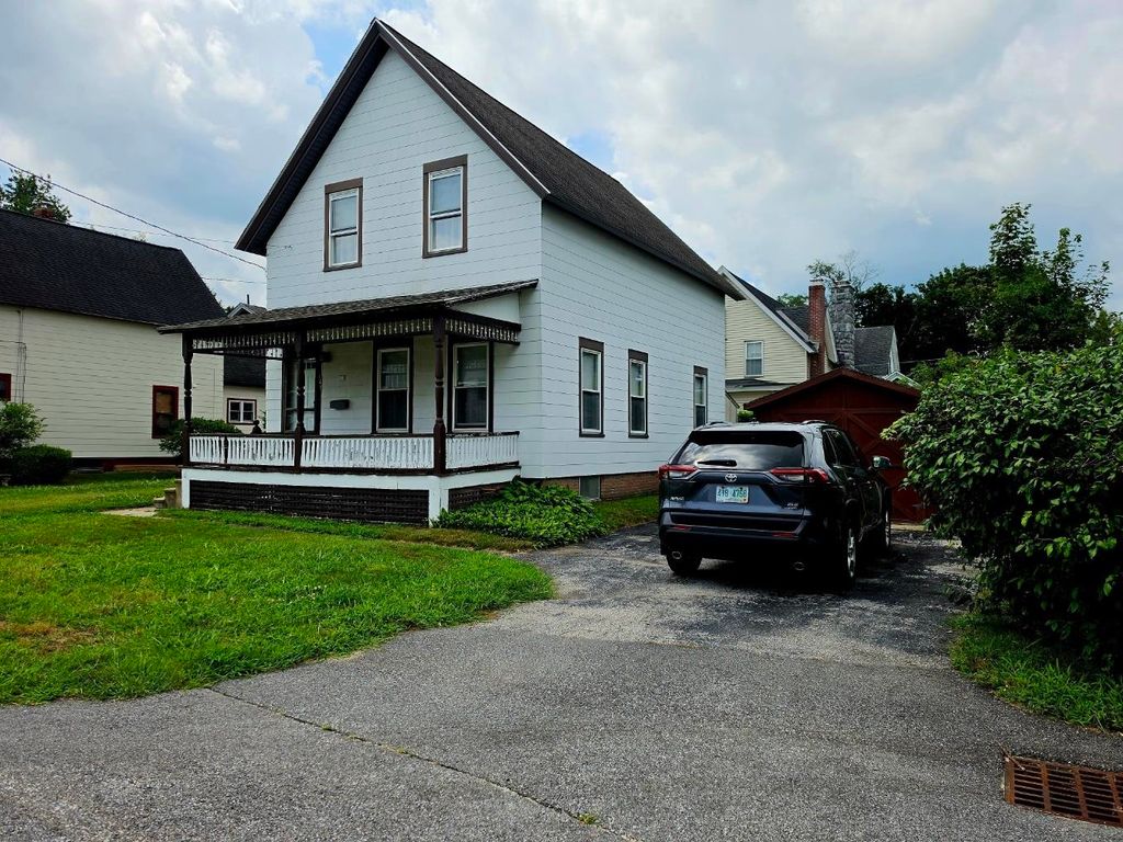 16 Dakin Street, Concord, NH 03301