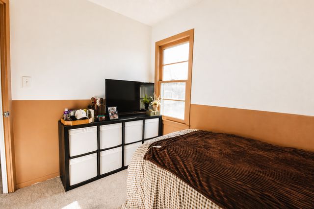 8710 11th Avenue S, Bloomington, MN 55420